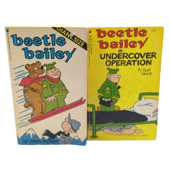 VTG Beetle Bailey Mort Walker Comic Paperback Lot Giant Sz Undercover Operation - Picture 1 of 3